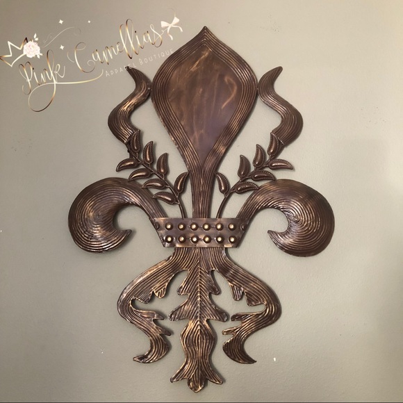 Other - 🌸Fleur de Lis Metal Wall Art